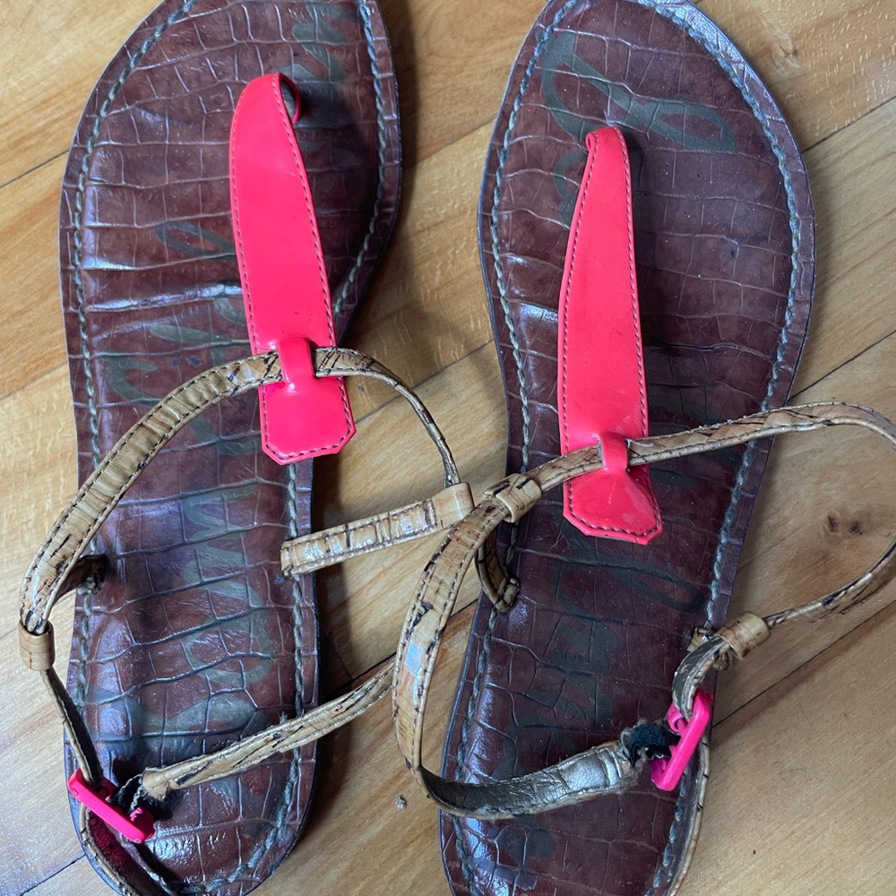 Sam Edelman size 7.5 Summer Hot Pink flat Sandals